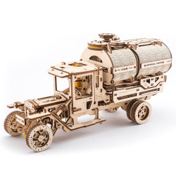 Tanker – mechanical model kit