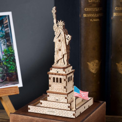 UA Juguetes – Estatua de la Libertad de UGEARS – maqueta para construir