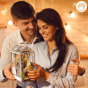 UA Juguetes – Casa Jardín – Escena en Miniatura de Madera para Sujetalibros