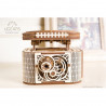 La caja con el secreto (Treasure box)