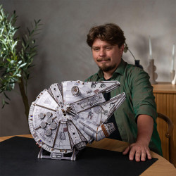 Millennium Falcon™ Ugears | Maqueta 3D de madera Star Wars™