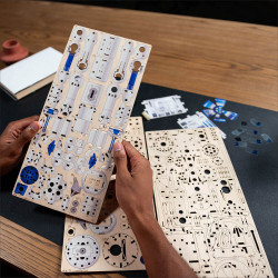 UA Juguetes Shop – Ugears R2-D2 Wooden 3D Model – Mechanical Droid with LED Projector