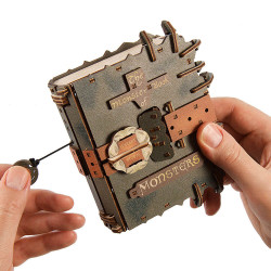 UA Juguetes – Libro Monstruoso de los Monstruos Ugears | Puzzle 3D Madera Harry Potter