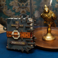 UA Juguetes – Libro Monstruoso de los Monstruos Ugears | Puzzle 3D Madera Harry Potter