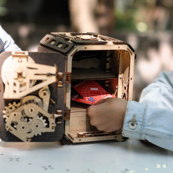 UA Juguetes Shop – UGEARS Safe Too | Mechanical Wooden Safe 3D Puzzle